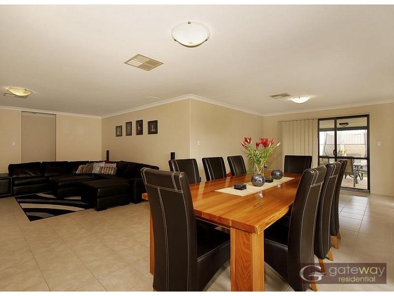 6 Hidcote Turn, Aubin Grove WA 6164