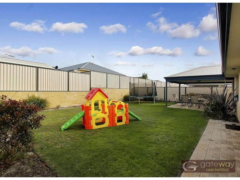6 Hidcote Turn, Aubin Grove WA 6164