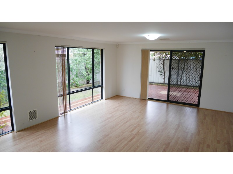 20 Campaspe Drive, Success WA 6164
