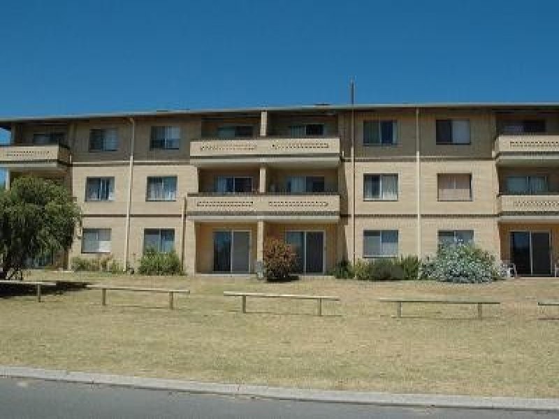 25/41 Davilak Avenue, Hamilton Hill WA 6163