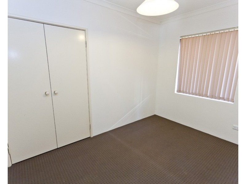 15 Dusenberg Mews, Atwell WA 6164