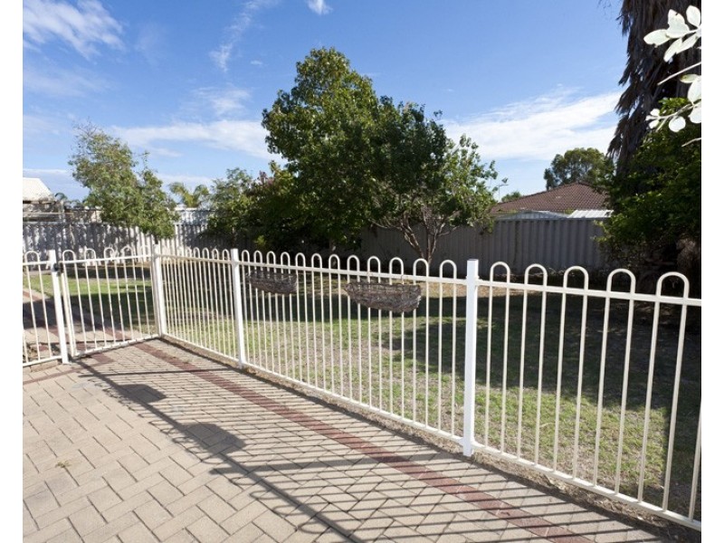 15 Dusenberg Mews, Atwell WA 6164