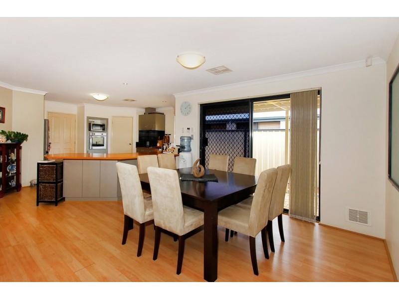 7 Beaumont Parkway, Success WA 6164
