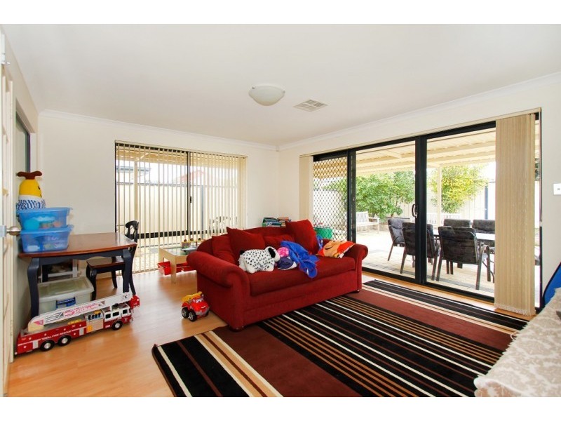 7 Beaumont Parkway, Success WA 6164