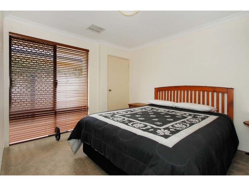 7 Beaumont Parkway, Success WA 6164