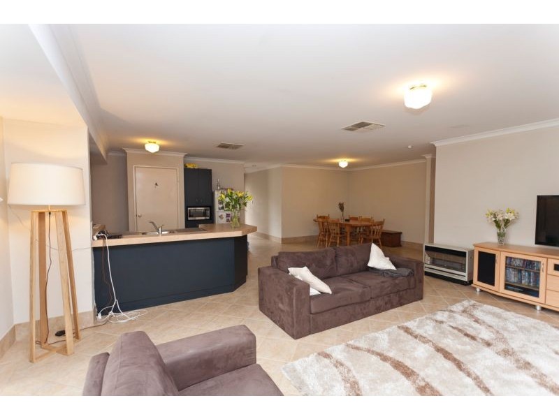 38B Reynolds Road, Mount Pleasant WA 6153