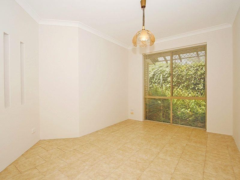 67 Dean Road, Bateman WA 6150
