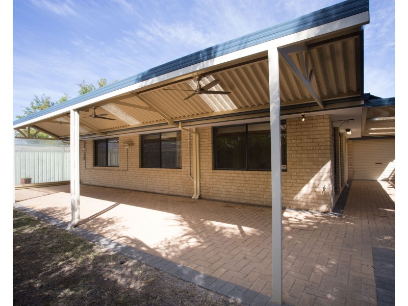 14 Tozer Loop, Atwell WA 6164