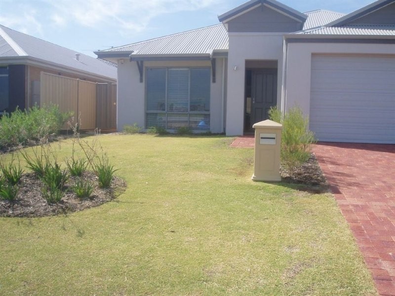 15 Shelduck Pass, Beeliar WA 6164