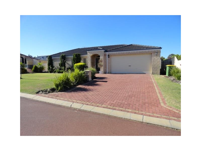 8 Conn Heights, Success WA 6164