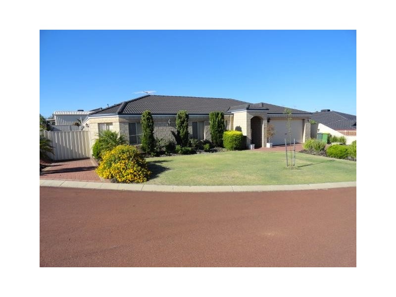 8 Conn Heights, Success WA 6164