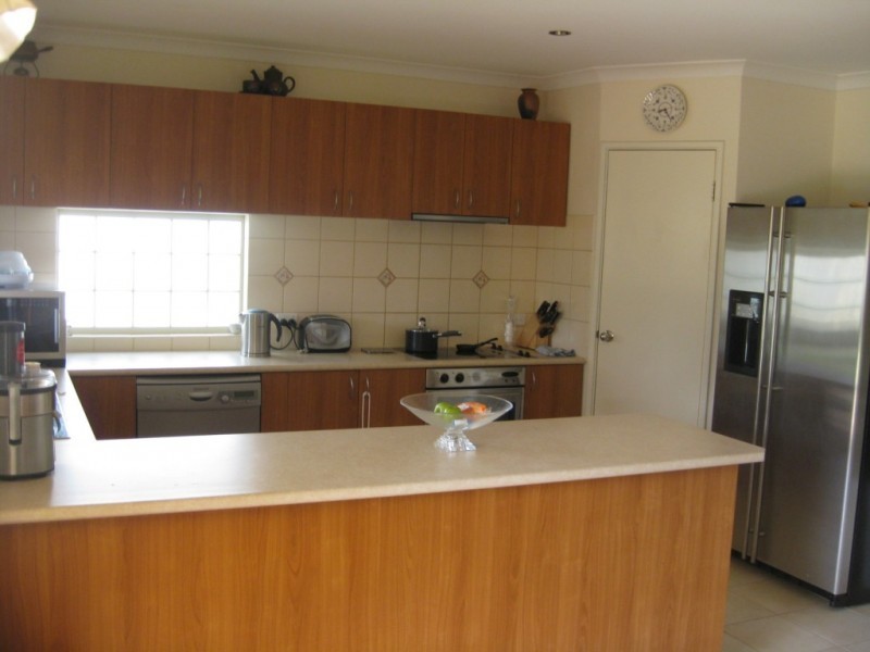 8 Conn Heights, Success WA 6164