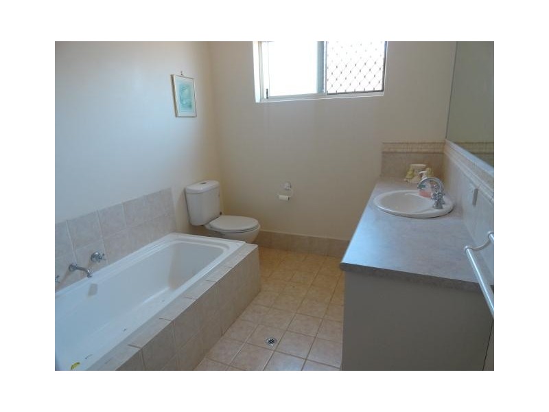8 Conn Heights, Success WA 6164