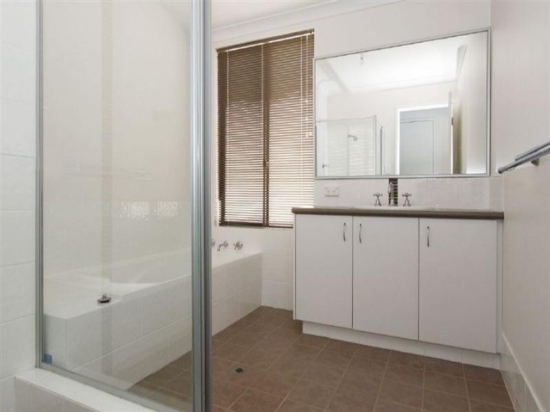 32 Durango Turn, Aubin Grove WA 6164