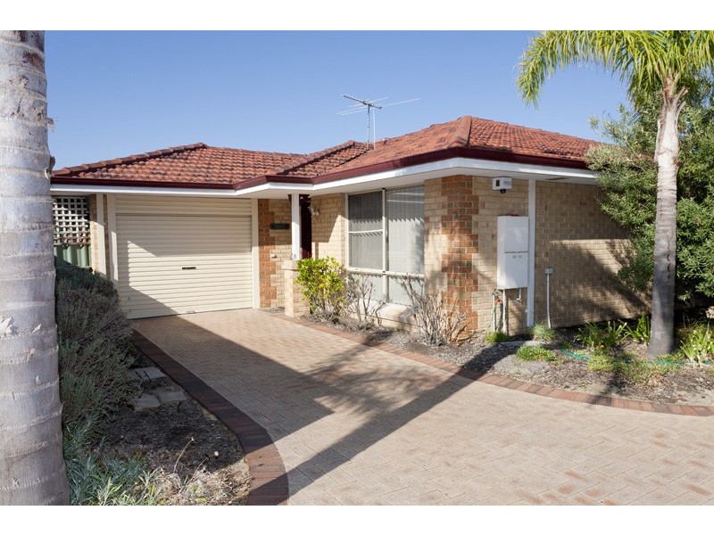 2/44 Turnbury Park Drive, Jandakot WA 6164