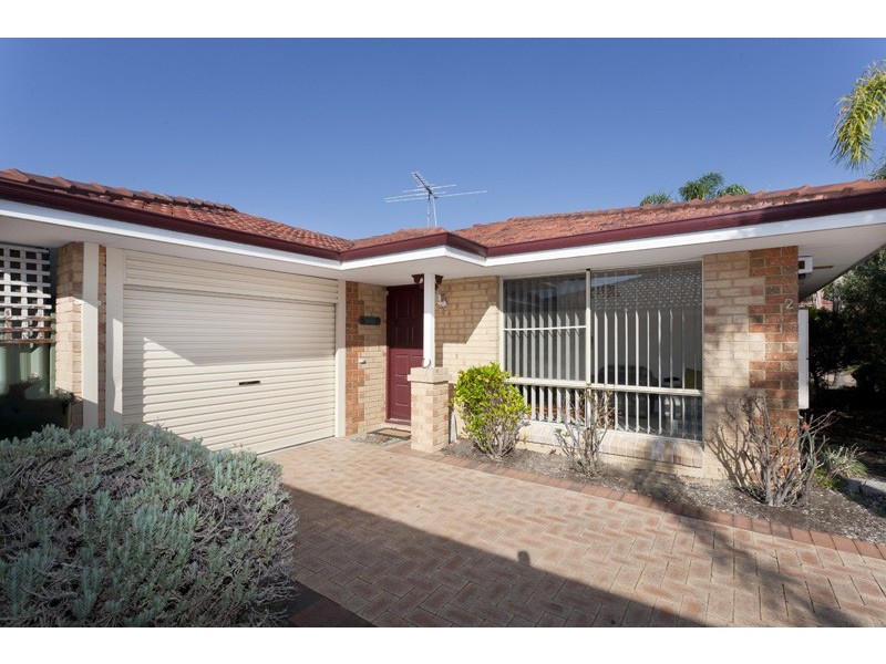 2/44 Turnbury Park Drive, Jandakot WA 6164