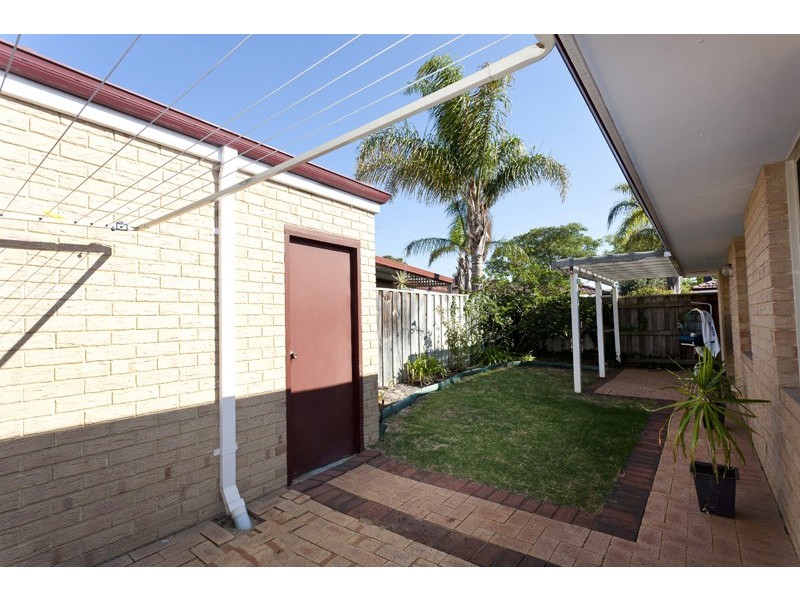 2/44 Turnbury Park Drive, Jandakot WA 6164