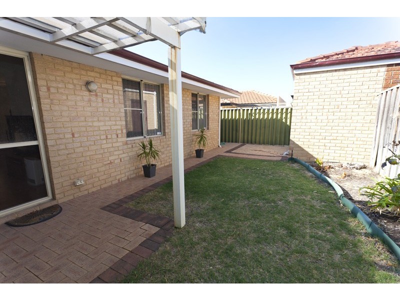 2/44 Turnbury Park Drive, Jandakot WA 6164