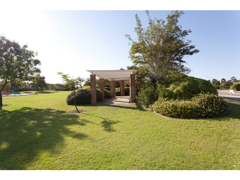 2/44 Turnbury Park Drive, Jandakot WA 6164