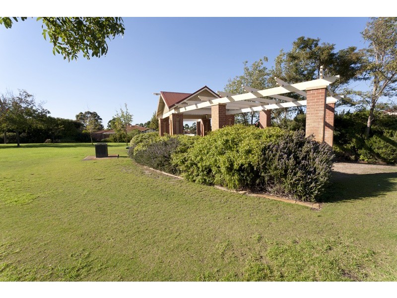 2/44 Turnbury Park Drive, Jandakot WA 6164