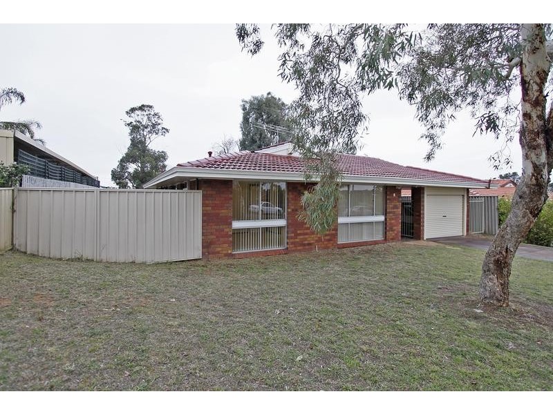 34 McKean Way, Parmelia WA 6167