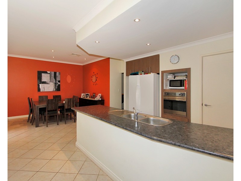 12 Berry Way, Bertram WA 6167