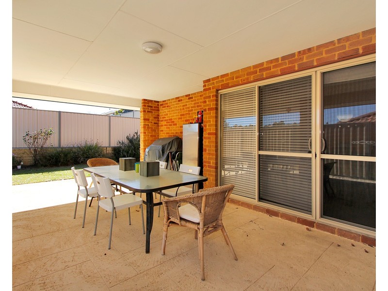 12 Berry Way, Bertram WA 6167