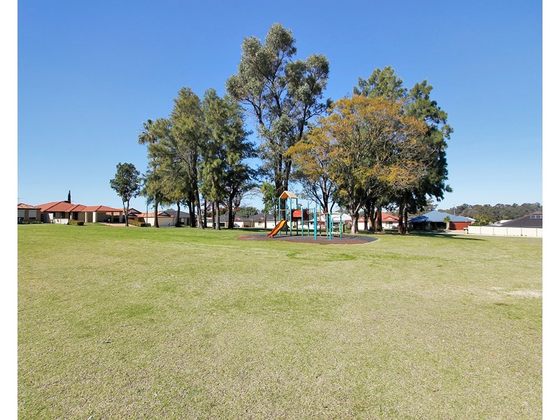 12 Berry Way, Bertram WA 6167