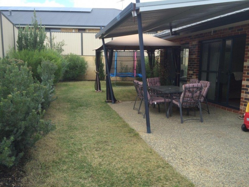 9 Spruce Terrace, Aubin Grove WA 6164