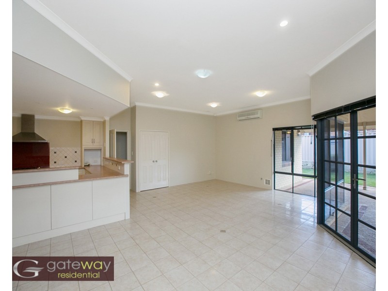 5 Windchime Terrace, Atwell WA 6164