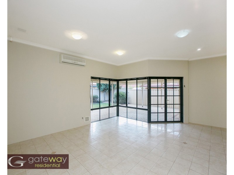 5 Windchime Terrace, Atwell WA 6164