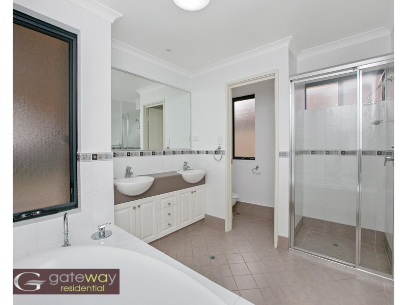 5 Windchime Terrace, Atwell WA 6164