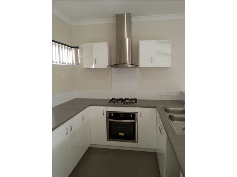 5A Coleman Crescent, Melville WA 6156