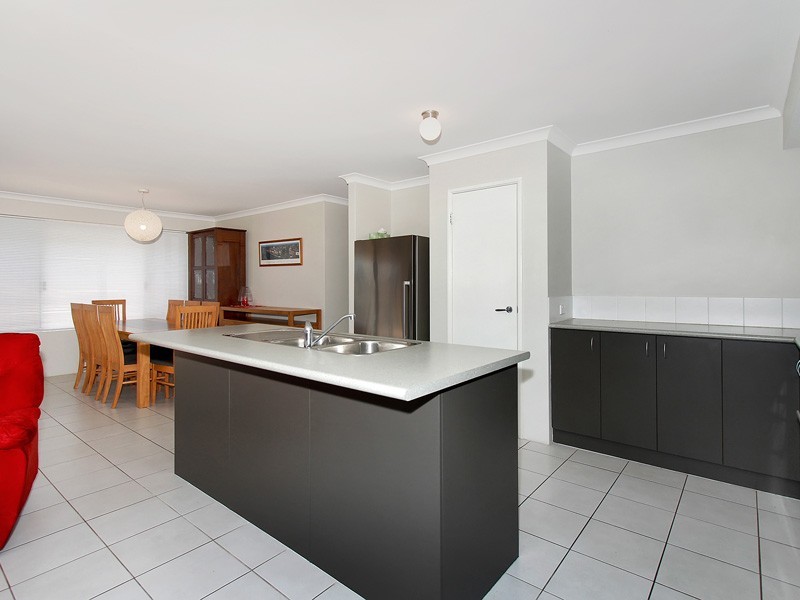 3/15 Araluen Bend, Aubin Grove WA 6164