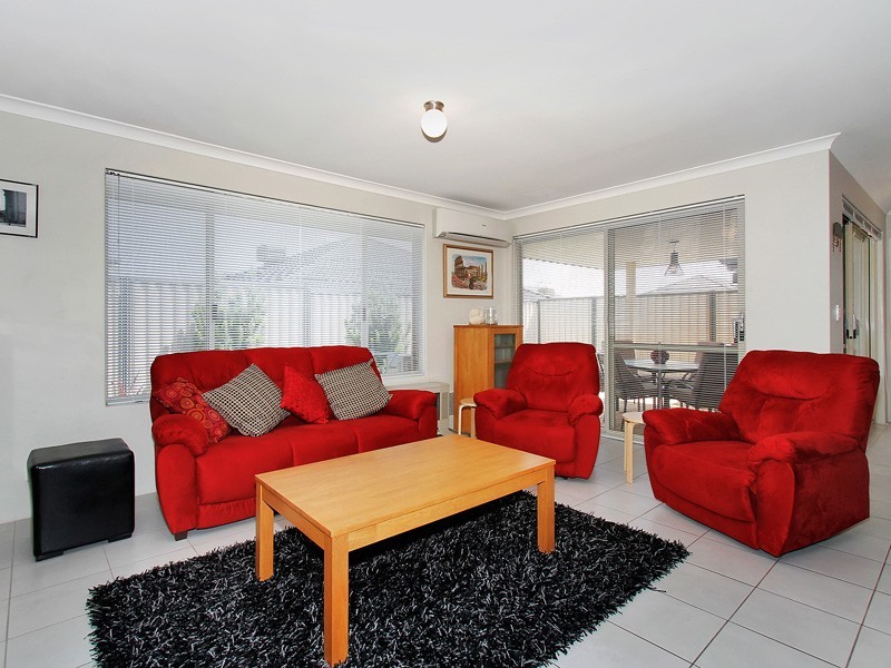 3/15 Araluen Bend, Aubin Grove WA 6164