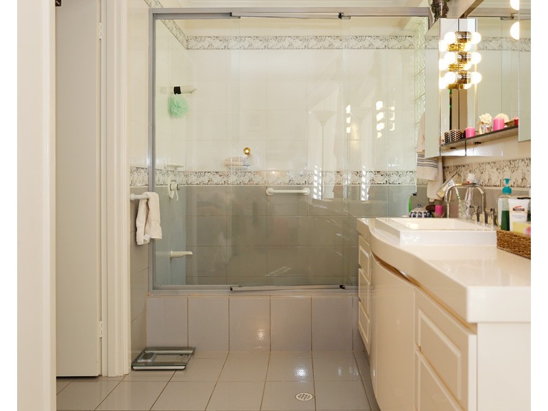 8 Calver Place, City Beach WA 6015