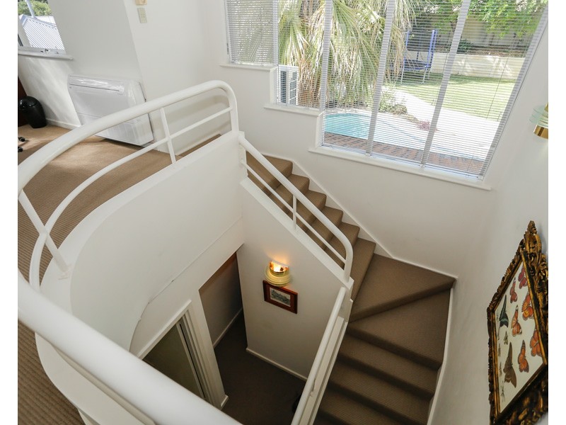 8 Calver Place, City Beach WA 6015