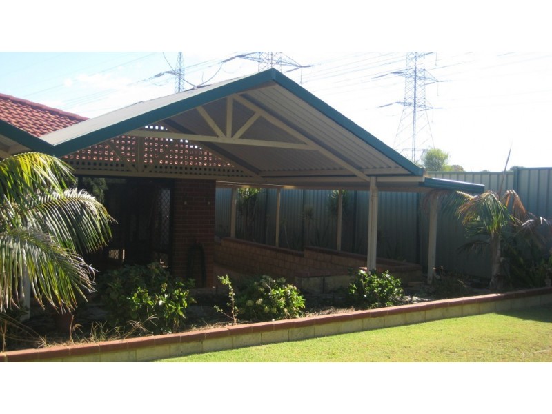 8 Daintree Close, Success WA 6164