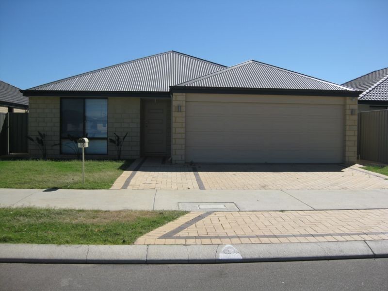 16 Humboldt Entrance, Aubin Grove WA 6164