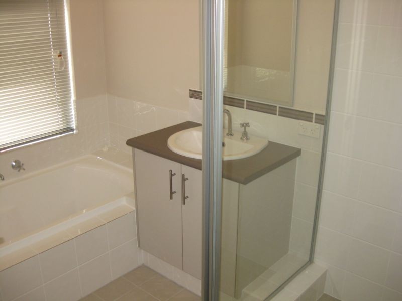 16 Humboldt Entrance, Aubin Grove WA 6164