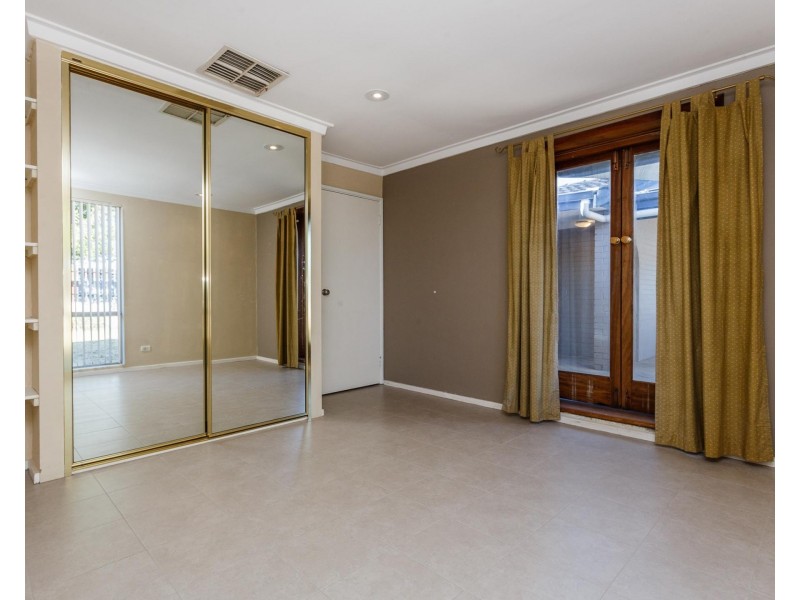 30 Endeavour Avenue, Bull Creek WA 6149