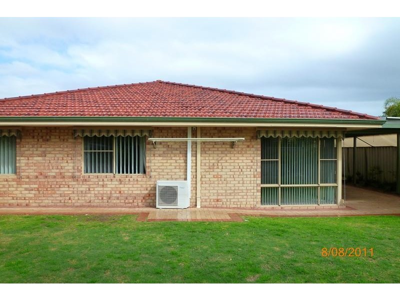 132 Brenchley Drive, Atwell WA 6164