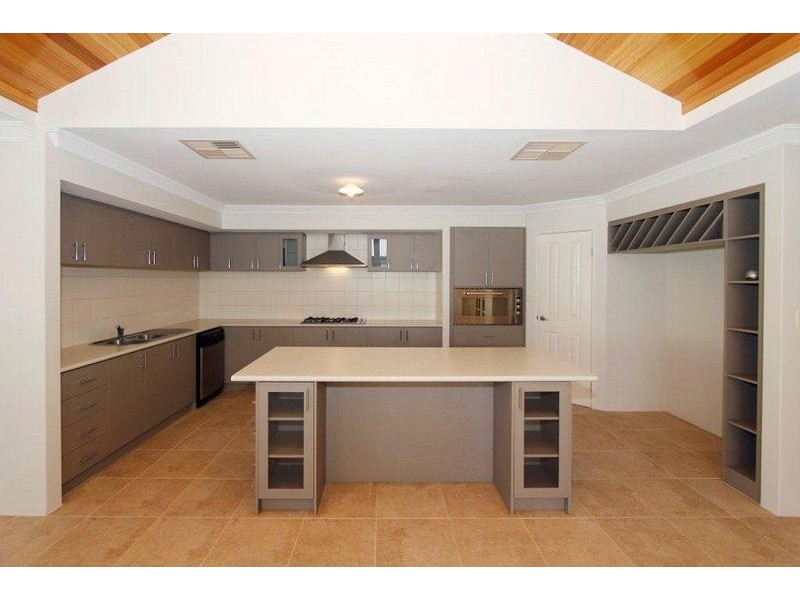 30 Freycinet Circuit, Aubin Grove WA 6164