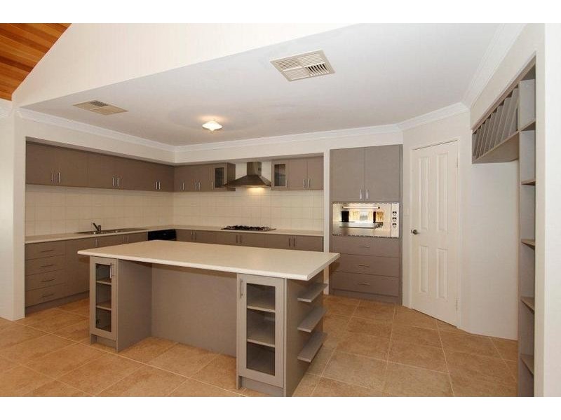 30 Freycinet Circuit, Aubin Grove WA 6164