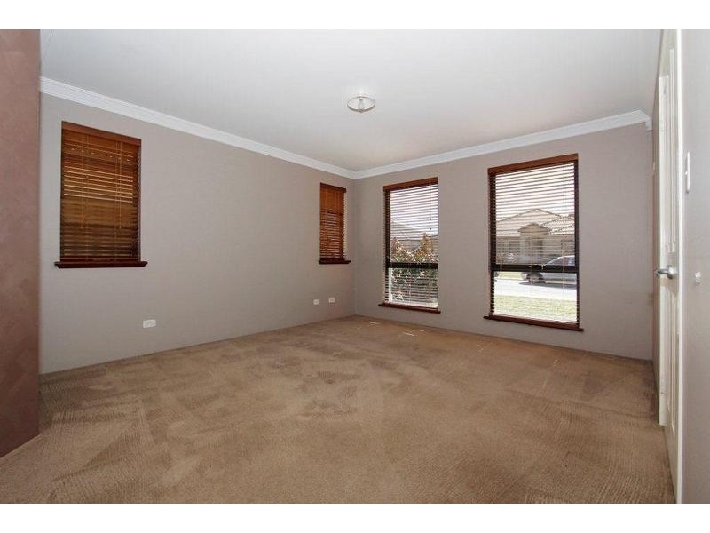 30 Freycinet Circuit, Aubin Grove WA 6164