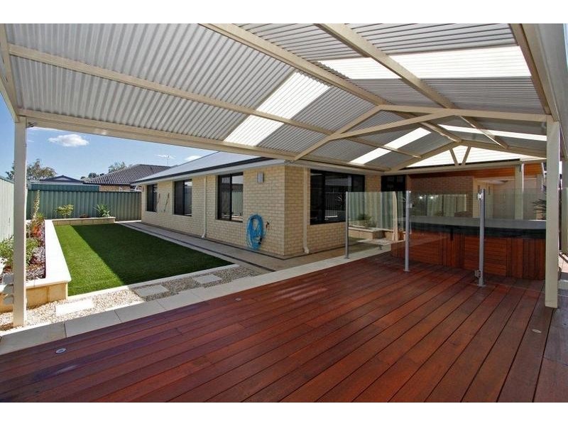 30 Freycinet Circuit, Aubin Grove WA 6164