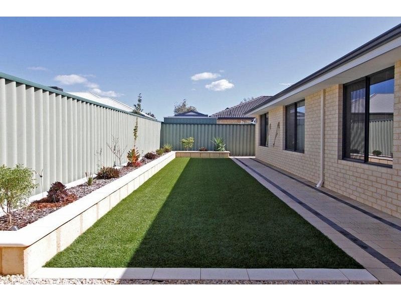 30 Freycinet Circuit, Aubin Grove WA 6164