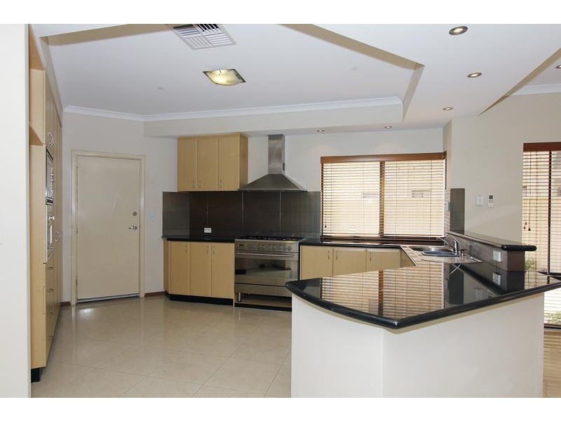 23 Honeyeater Street, Beeliar WA 6164