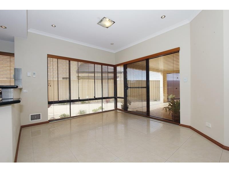 23 Honeyeater Street, Beeliar WA 6164