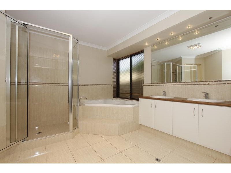 23 Honeyeater Street, Beeliar WA 6164